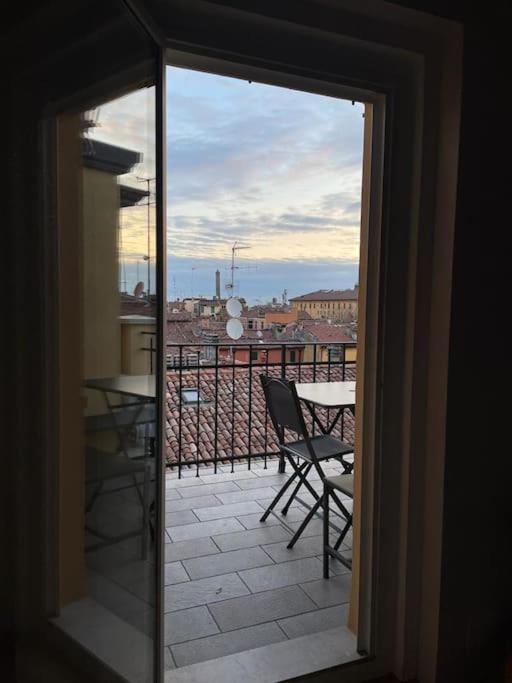 Romantic Attic Room With Panoramic View Bolonia Exterior foto