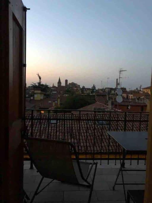 Romantic Attic Room With Panoramic View Bolonia Exterior foto